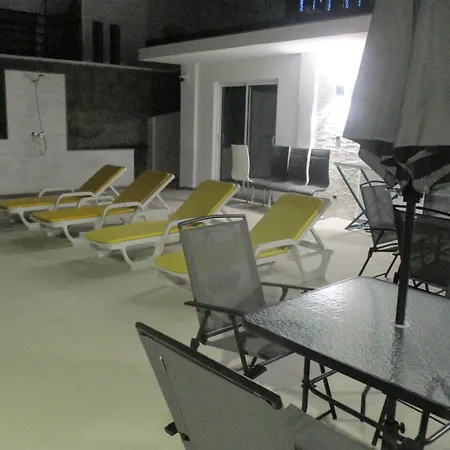 Supranee Ocean View * Камара-де-Лобуш