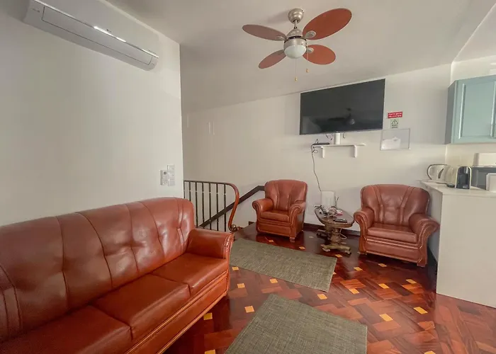 Supranee Ocean View * 카메라데로보스