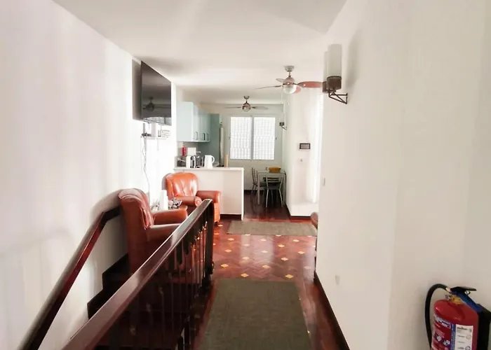 Supranee Ocean View 펜션 카메라데로보스